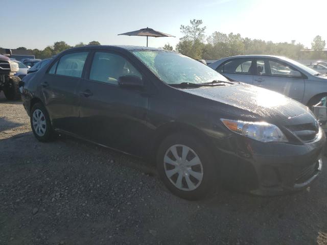 2T1BU4EE9DC925252 - 2013 TOYOTA COROLLA BASE შავი ფოტო 4