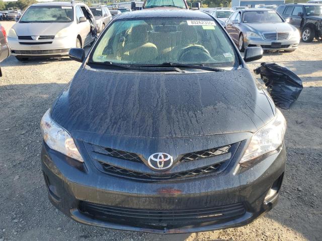 2T1BU4EE9DC925252 - 2013 TOYOTA COROLLA BASE შავი ფოტო 5