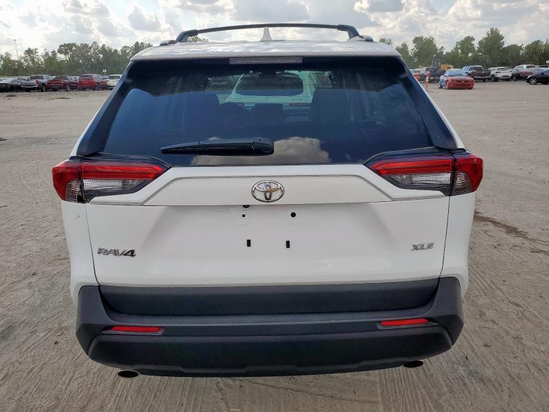 2T3W1RFVXSC309697 - 2025 TOYOTA RAV4 XLE WHITE photo 6