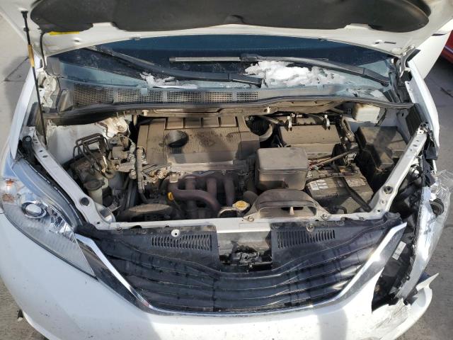 5TDKA3DC0CS015076 - 2012 TOYOTA SIENNA BASE WHITE photo 12