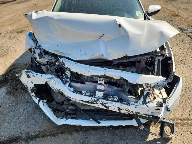 19XFC1F39KE006947 - 2019 HONDA CIVIC EX WHITE photo 11