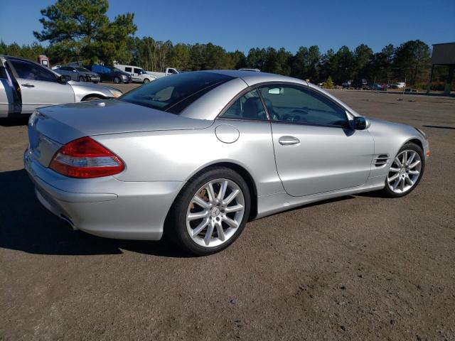 WDBSK71F07F118845 - 2007 MERCEDES-BENZ SL 550 SILVER photo 3