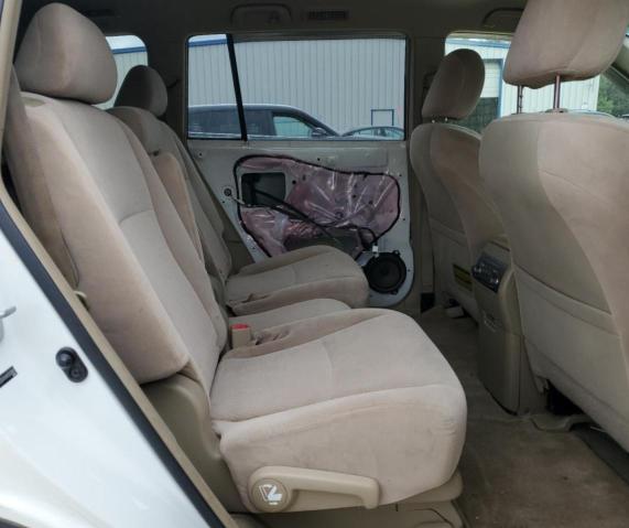 JTEDS41AX92074257 - 2009 TOYOTA HIGHLANDER WHITE photo 11