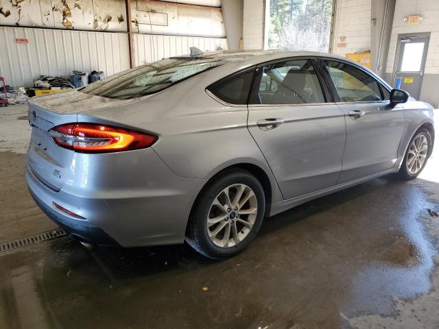 3FA6P0HD2LR150277 - 2020 FORD FUSION SE SILVER photo 3