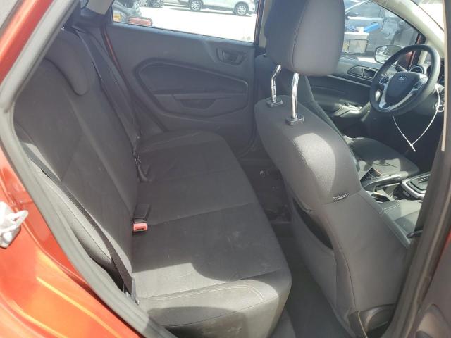 3FADP4BJ6JM145493 - 2018 FORD FIESTA SE Rot Foto 10