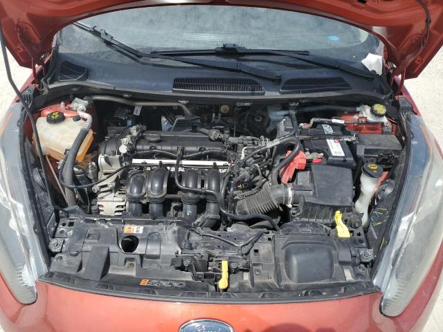 3FADP4BJ6JM145493 - 2018 FORD FIESTA SE Rot Foto 11