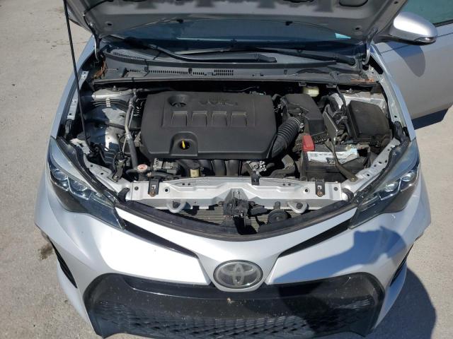 2T1BURHE6HC956795 - 2017 TOYOTA COROLLA L 银色 照片 11