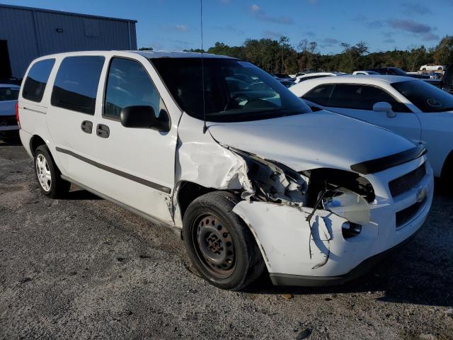 1GNDV13137D185832 - 2007 CHEVROLET UPLANDER WHITE photo 4