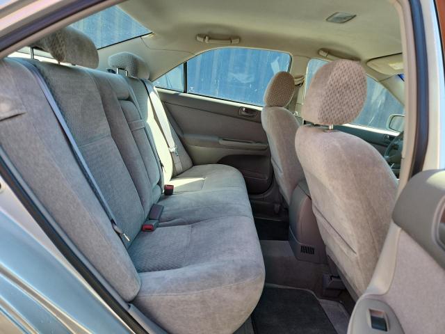 4T1BE32K13U163923 - 2003 TOYOTA CAMRY LE 银色 照片 10