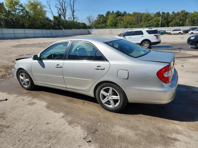 4T1BE32K13U163923 - 2003 TOYOTA CAMRY LE 银色 照片 2