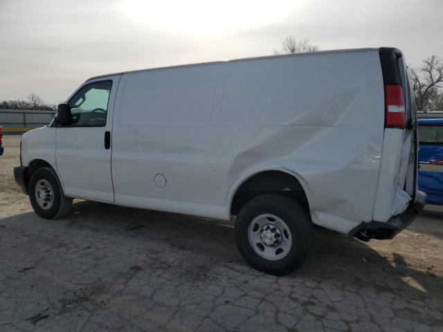 1GCWGAFF8H1188358 - 2017 CHEVROLET EXPRESS G2 WHITE photo 2