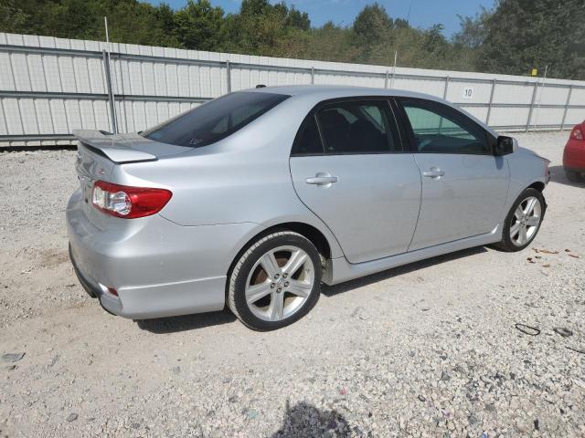 5YFBU4EE2DP106714 - 2013 TOYOTA COROLLA BASE Srebrny zdjęcie 3