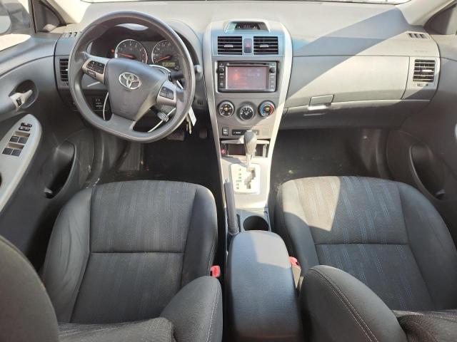 5YFBU4EE2DP106714 - 2013 TOYOTA COROLLA BASE Srebrny zdjęcie 8