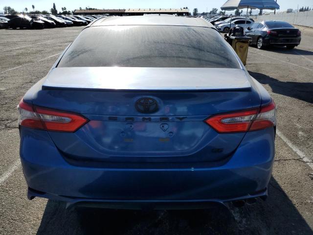 4T1B11HK5JU113899 - 2018 TOYOTA CAMRY L BLUE photo 6