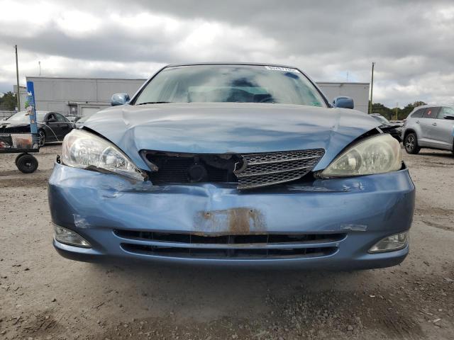 4T1BE30K33U684483 - 2003 TOYOTA CAMRY LE BLUE photo 5
