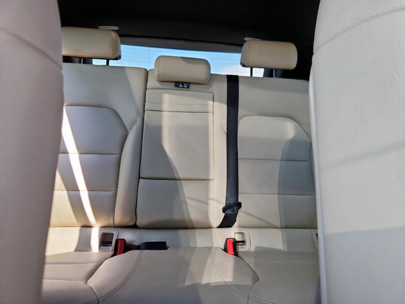 WDCTG4EB9HJ355677 - 2017 MERCEDES-BENZ GLA 250 შავი ფოტო 10