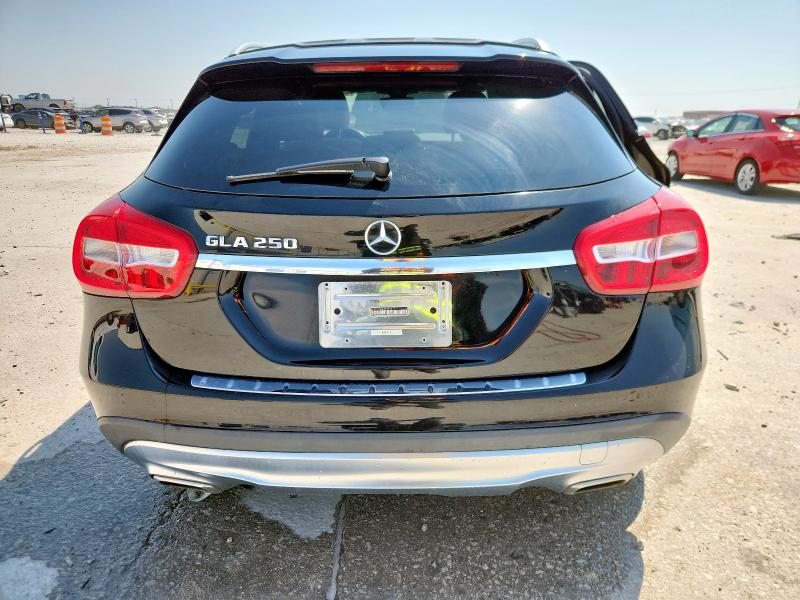 WDCTG4EB9HJ355677 - 2017 MERCEDES-BENZ GLA 250 შავი ფოტო 6