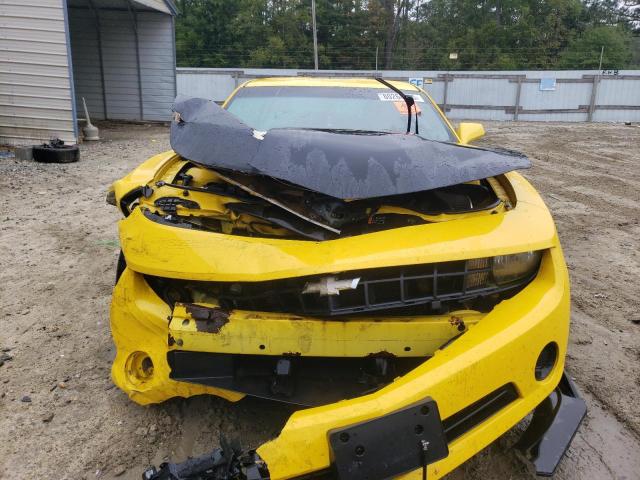 2G1FA1E30D9188894 - 2013 CHEVROLET CAMARO LS YELLOW photo 5