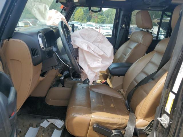 1C4BJWEG8CL145966 - 2012 JEEP WRANGLER SAHARA Սև լուսանկար 7