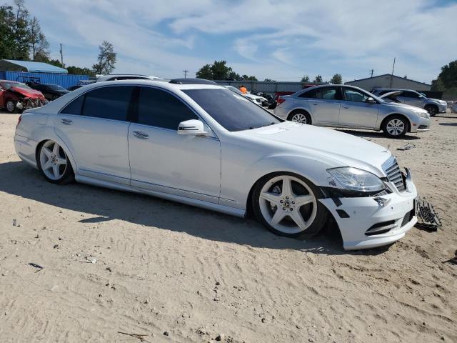 WDDNG8GB8AA334222 - 2010 MERCEDES-BENZ S 550 4MATIC WHITE photo 4