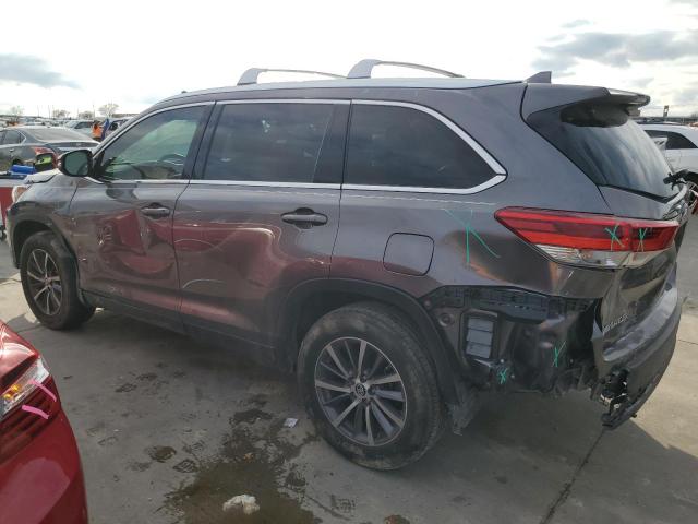 5TDKZRFH3KS356202 - 2019 TOYOTA HIGHLANDER SE GRAY photo 2