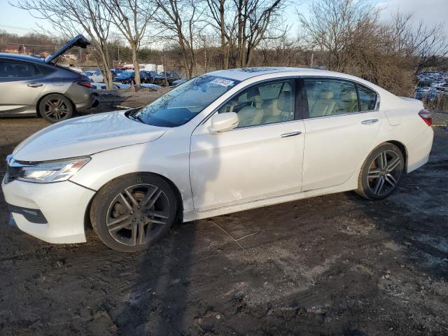 1HGCR3F91GA026476 - 2016 HONDA ACCORD TOURING WHITE photo 1