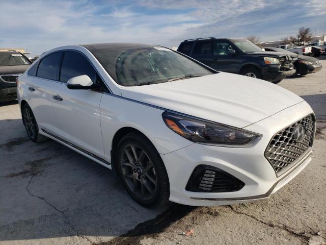 5NPE34AB2KH797944 - 2019 HYUNDAI SONATA LIMITED TURBO WHITE photo 4