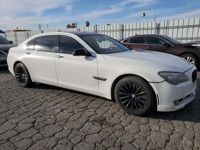 WBAKB8C53BCY65620 - 2011 BMW ALPINA B7 LI WHITE photo 4