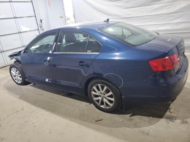 3VWD17AJ8EM428575 - 2014 VOLKSWAGEN JETTA SE Bleu photo 2