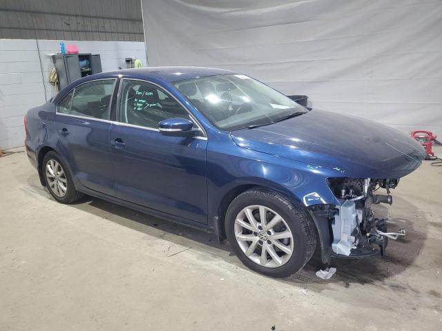 3VWD17AJ8EM428575 - 2014 VOLKSWAGEN JETTA SE Bleu photo 4