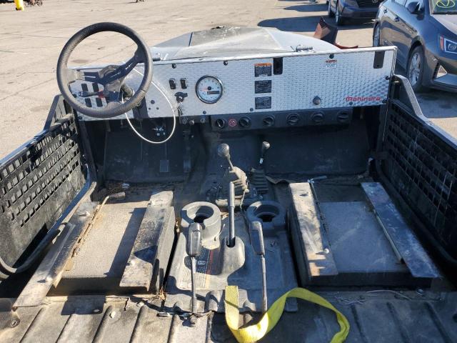 A5ZAAAAATJA002058 - 2018 MAHINDRA AND MAHINDRA ROXOR Серый фото 8