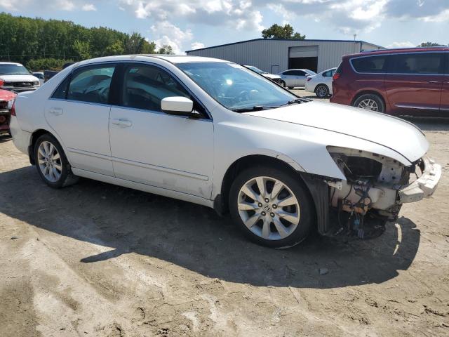 1HGCM66537A024631 - 2007 HONDA ACCORD EX Beyaz fotoğraf 4