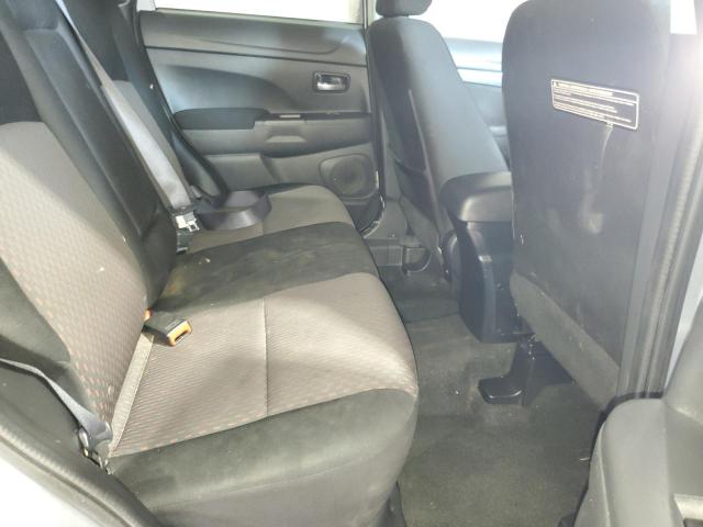 JA4AR3AW5GZ046650 - 2016 MITSUBISHI OUTLANDER SPORT ES SILVER photo 11