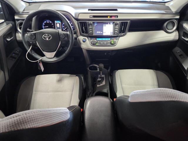 2T3RFREV6HW688852 - 2017 TOYOTA RAV4 XLE SILVER photo 8