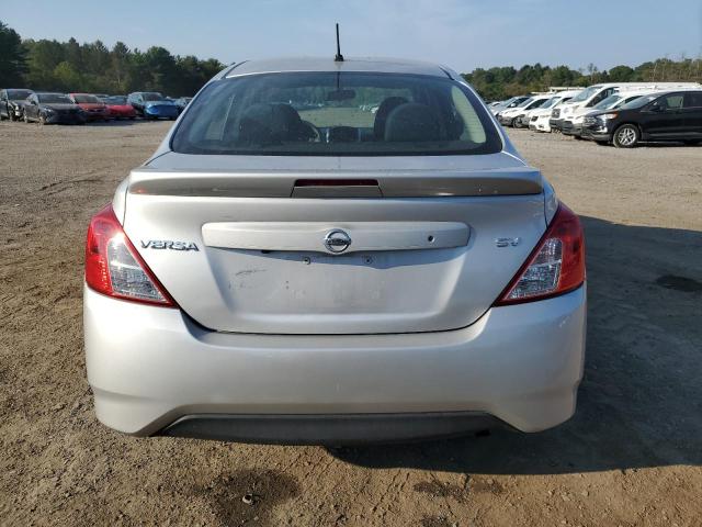 3N1CN7AP4KL859636 - 2019 NISSAN VERSA S Серебристый фото 6