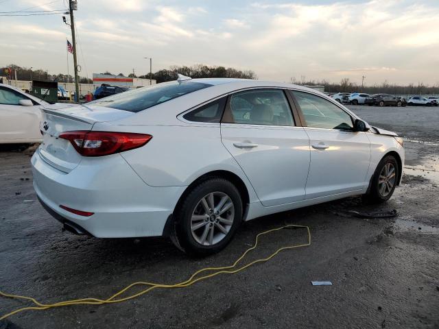 5NPE24AF4GH334071 - 2016 HYUNDAI SONATA SE WHITE photo 3