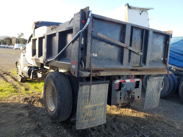 3FRPF7FAXBV623421 - 2011 FORD F750 SUPER DUTY WHITE photo 2