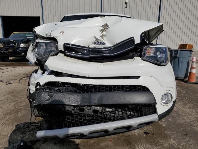 KNDJP3A59K7014632 - 2019 KIA SOUL + WHITE photo 5