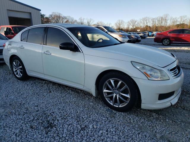 JNKBV61E08M203805 - 2008 INFINITI G35 WHITE photo 4