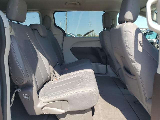 2C4RC1DG6HR751617 - 2017 CHRYSLER PACIFICA TOURING WHITE photo 11