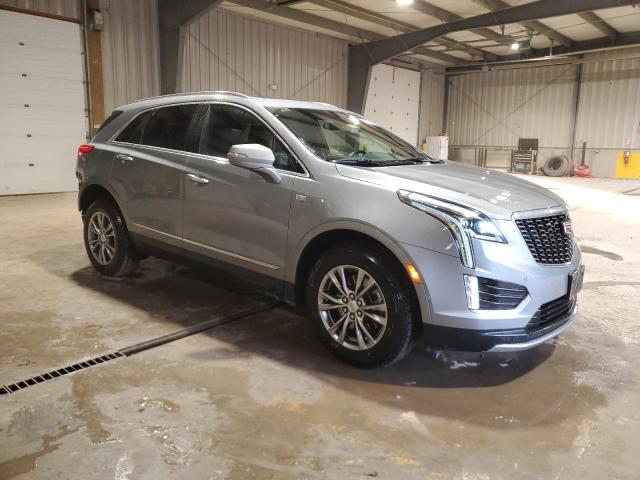 1GYKNDRS3PZ129484 - 2023 CADILLAC XT5 PREMIUM LUXURY SILVER photo 4