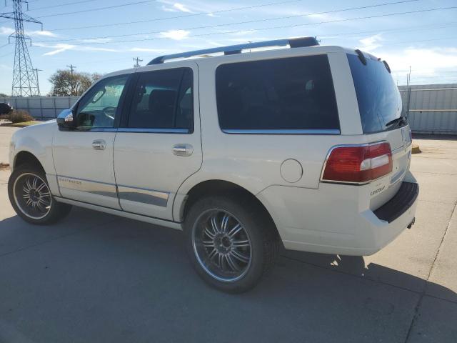5LMFU27578LJ02846 - 2008 LINCOLN NAVIGATOR თეთრი ფოტო 2