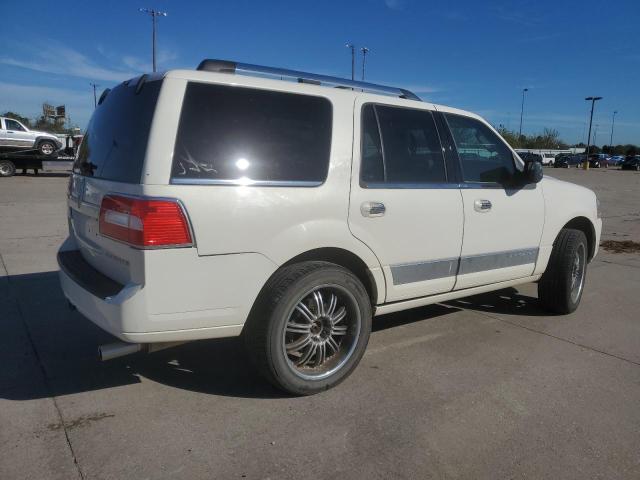 5LMFU27578LJ02846 - 2008 LINCOLN NAVIGATOR თეთრი ფოტო 3