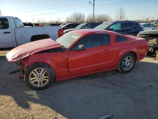 1ZVFT82H665252220 - 2006 FORD MUSTANG GT RED photo 1