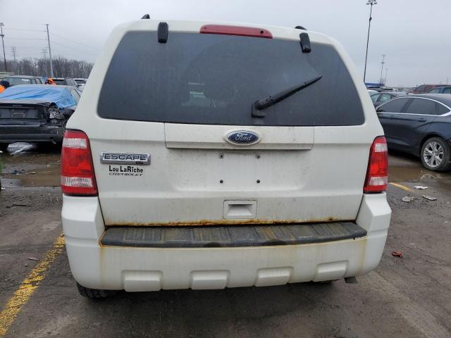 1FMCU9D72AKC58468 - 2010 FORD ESCAPE XLT WHITE photo 6