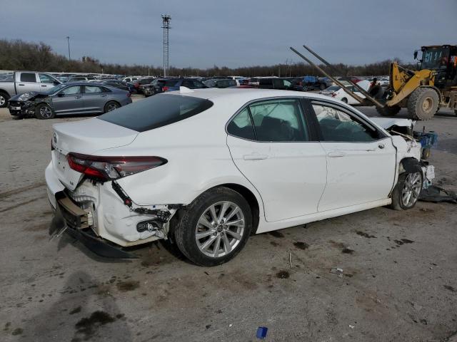 4T1C11AK8MU436363 - 2021 TOYOTA CAMRY LE WHITE photo 3