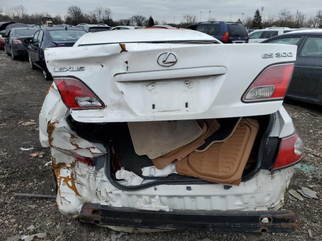 JTHBF30G820082504 - 2002 LEXUS ES 300 WHITE photo 6