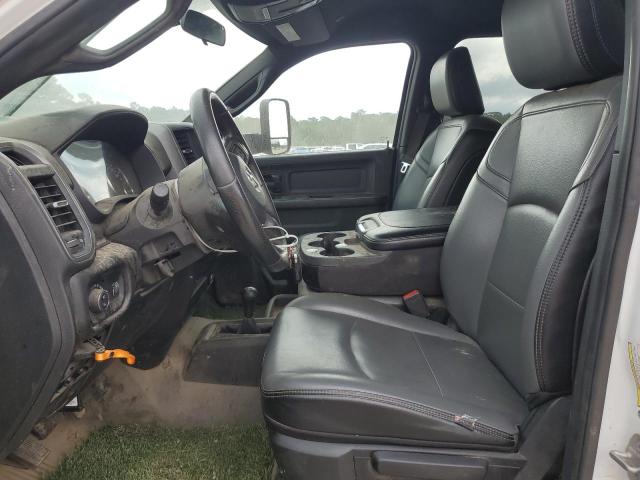 3C6UR5CJ0NG345340 - 2022 RAM 2500 TRADESMAN 白色 照片 7