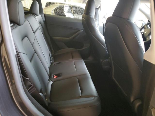 7SAYGDEE3SF293085 - 2025 TESLA MODEL Y GRAY photo 11