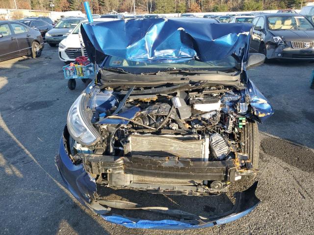 KMHCT4AEXGU143848 - 2016 HYUNDAI ACCENT SE BLUE photo 5